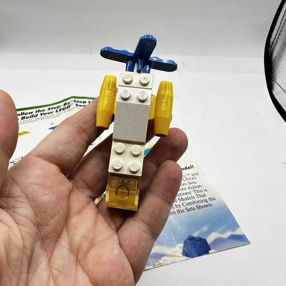 Vintage 1980s McDonalds Happy Meal LEGO Basic: Sea Skimmer (1649) With Guide